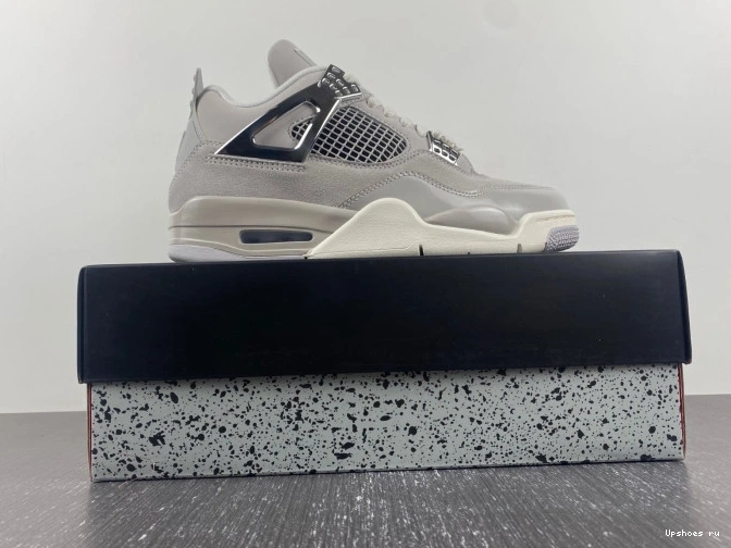 Retro Jordan AQ9129-001 Frozen Moments 4   0807